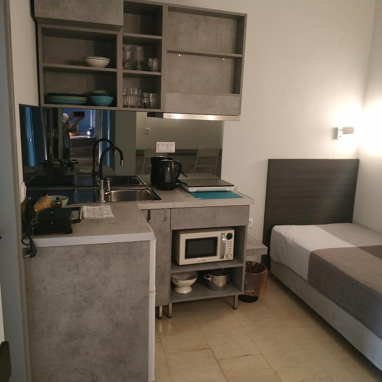 Loc Hospitality Urban Suites Corfu  Экстерьер фото